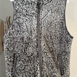 Cozy Sherpa Fleece Vest